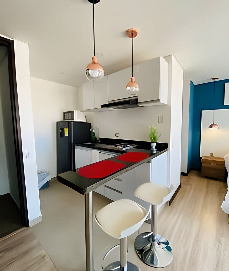 Lindo Apartamento con Balcón, gran ubicación,